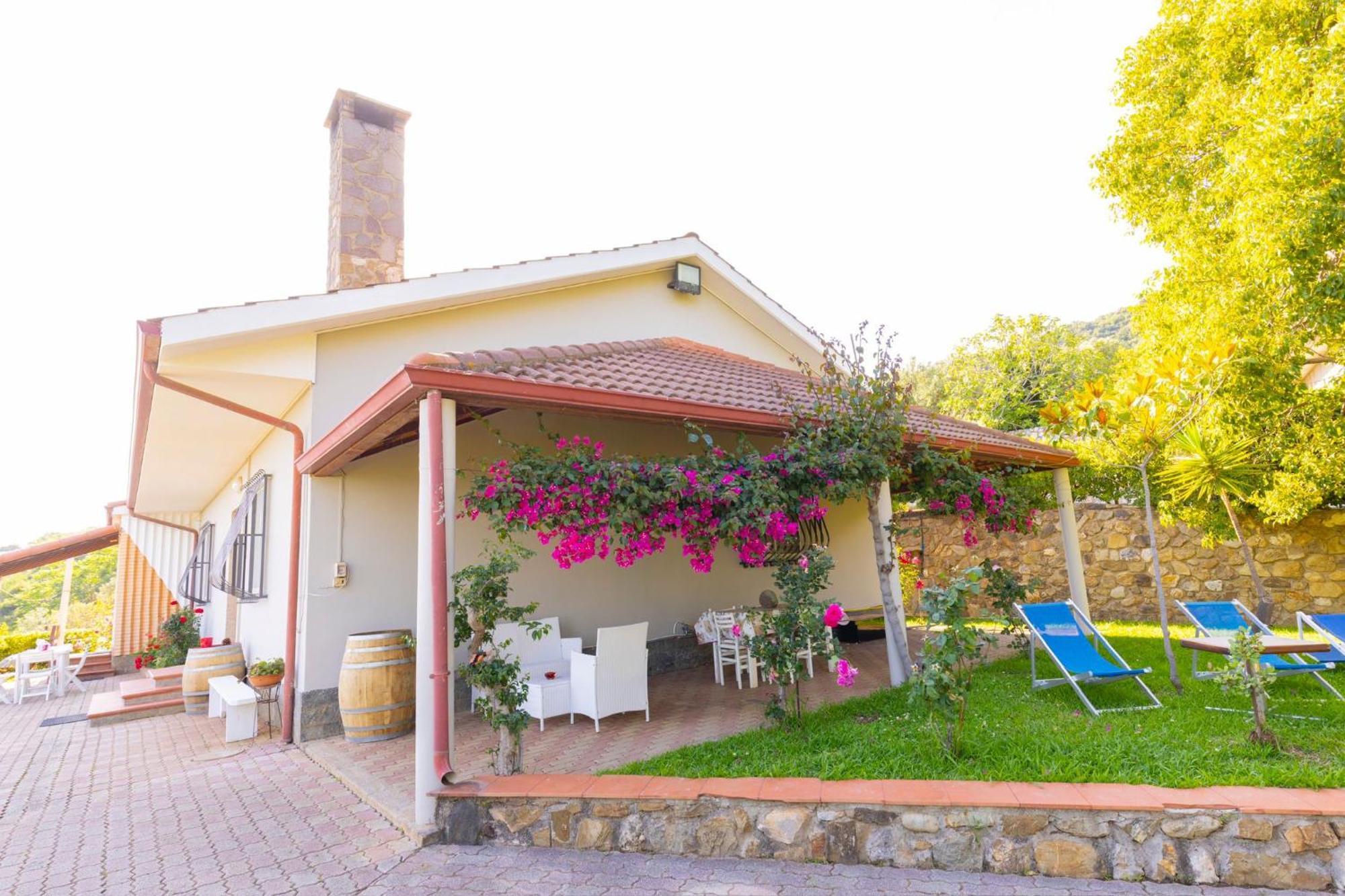 Вилла La Casa Di Nonna Ламеция-Терме Экстерьер фото